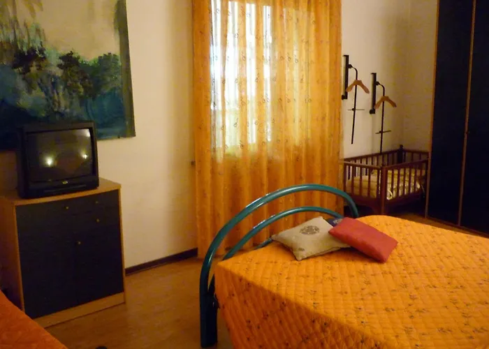 Alojamento de Acomodação e Pequeno-almoço Ca D'artisti Ca Corniani