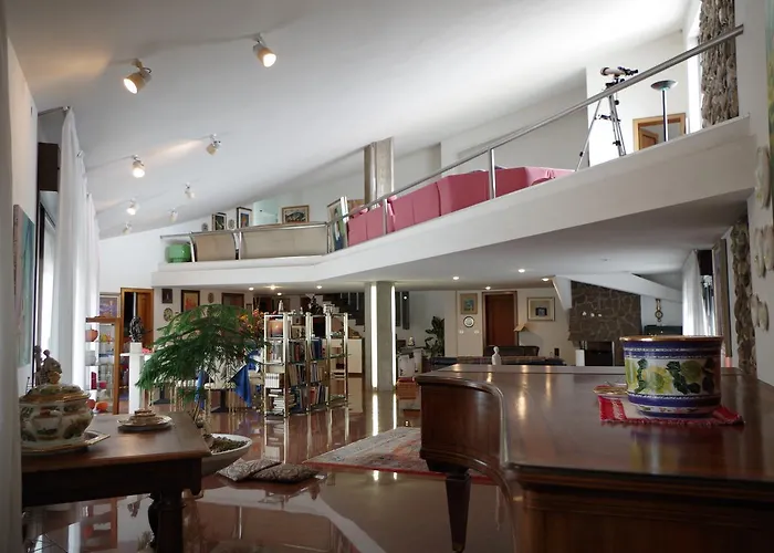 Ca D'artisti Alojamento de Acomodação e Pequeno-almoço Ca Corniani