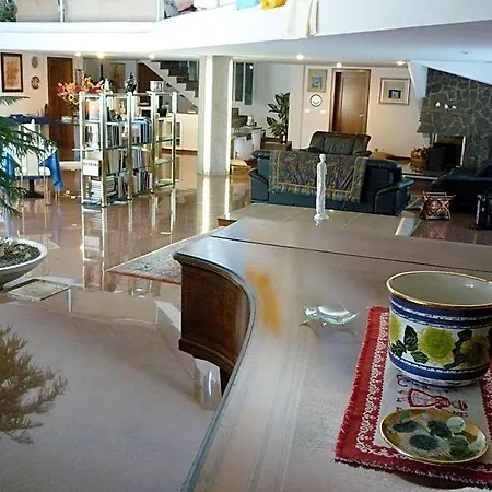 Ca D'artisti 住宿加早餐酒店 卡奥莱