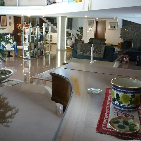 Ca D'artisti Ca Corniani