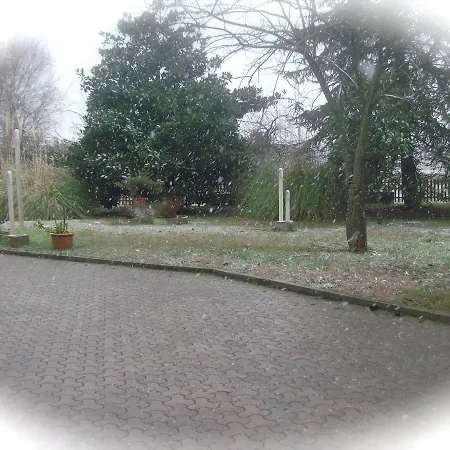 Ca D'artisti Ca Corniani